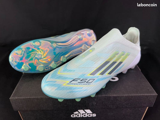n
* Collection Football Homme 2026