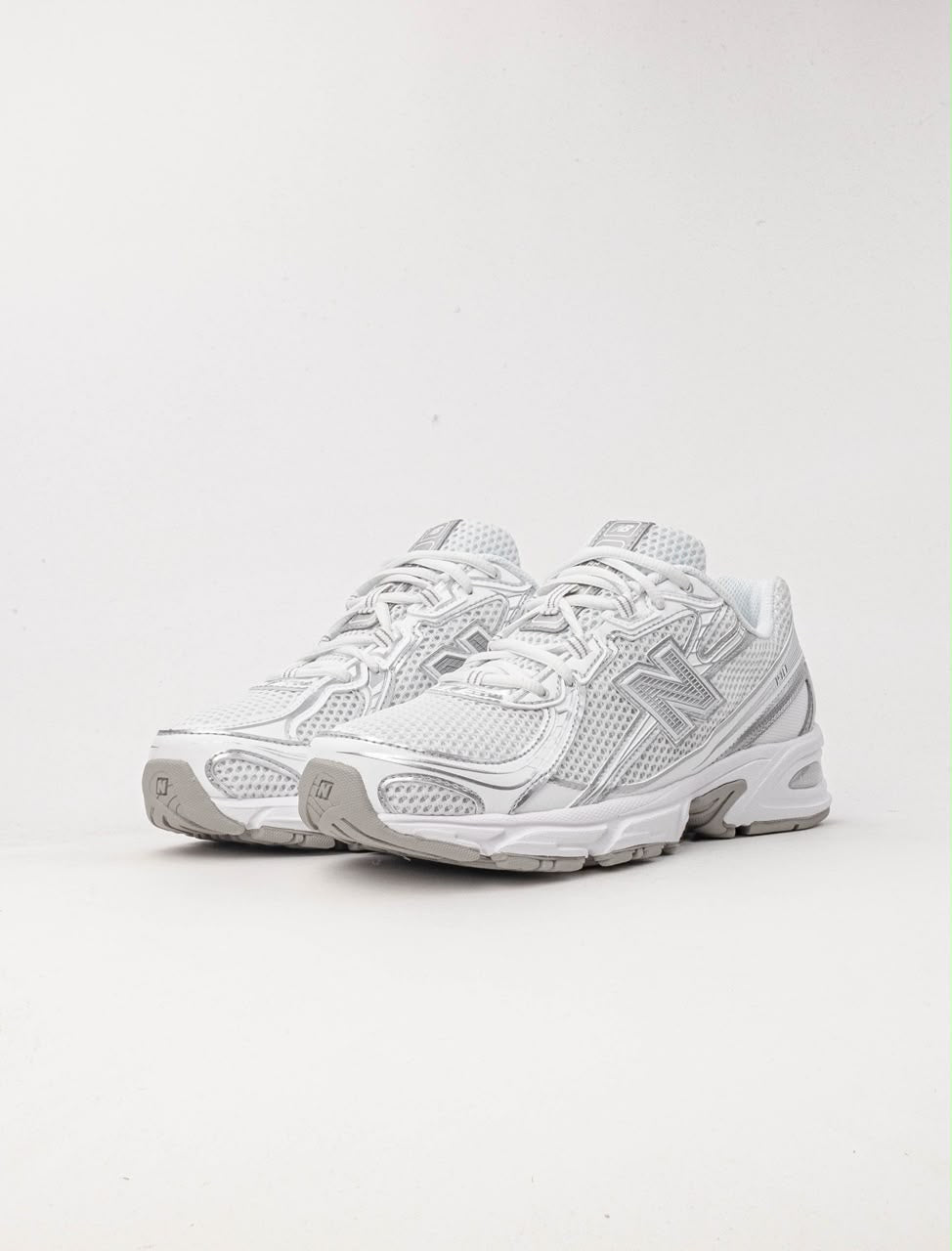 Chaussures Sneakers Homme – Tendance 2026