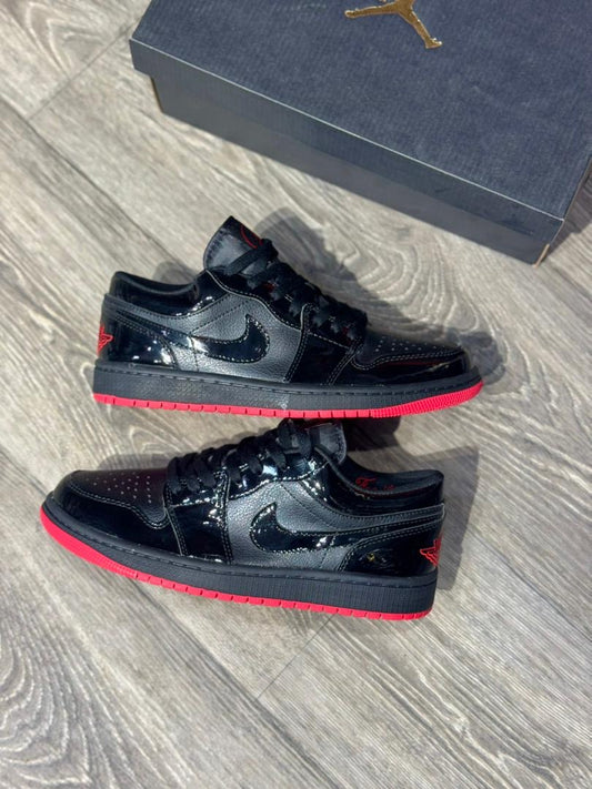 Nike Air Jordan 1 Low "Patent Black Red" (Suela Roja)