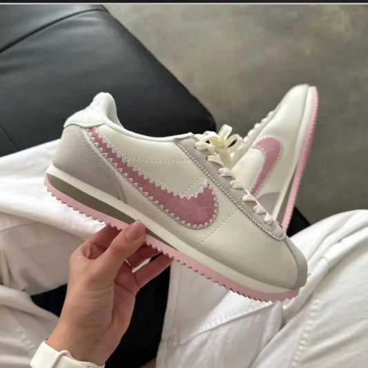 Nike Cortez Fille – Sneakers Stylées, Confortables et Tendance 💖