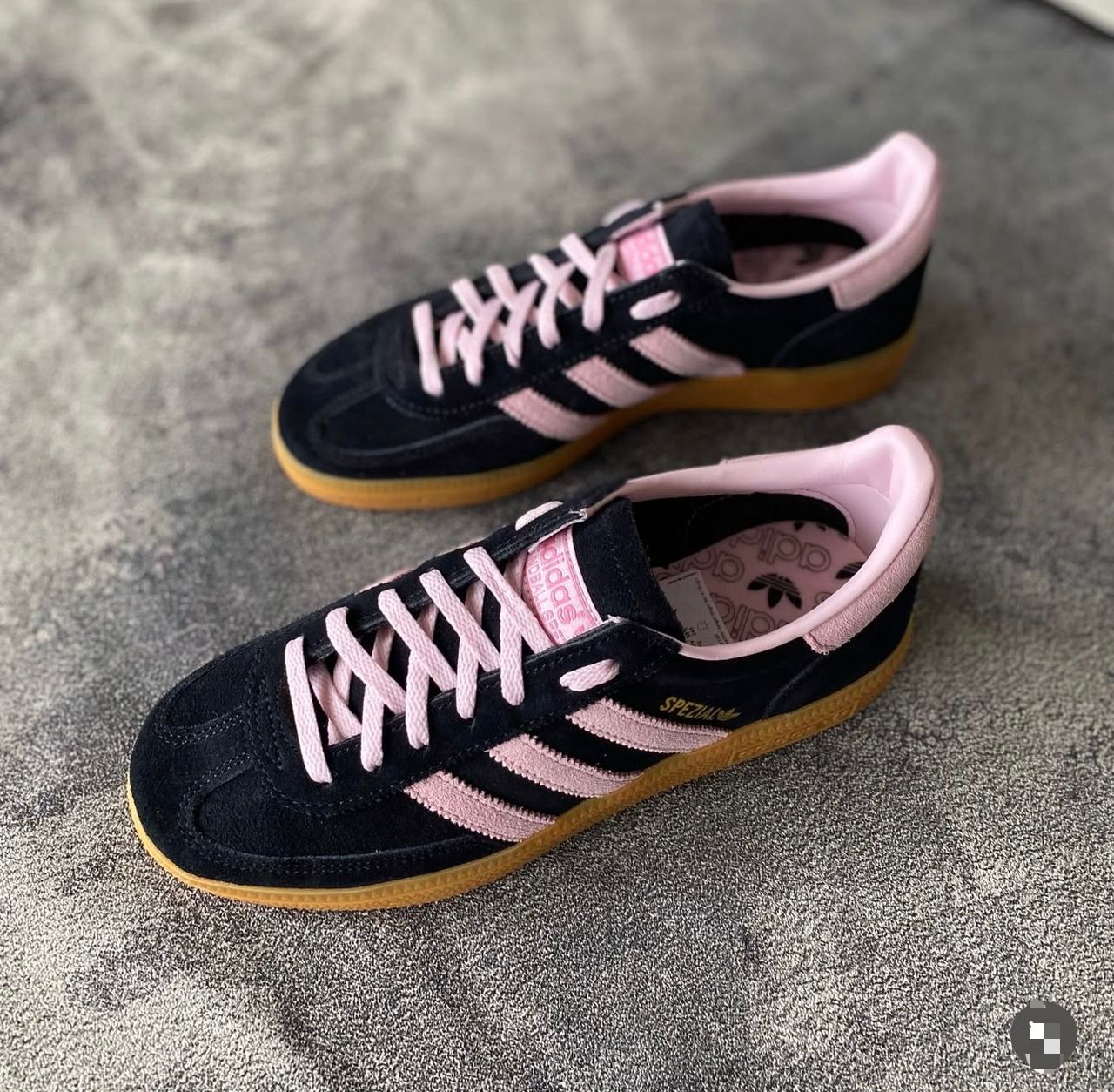ADIDAS SPEZIAL