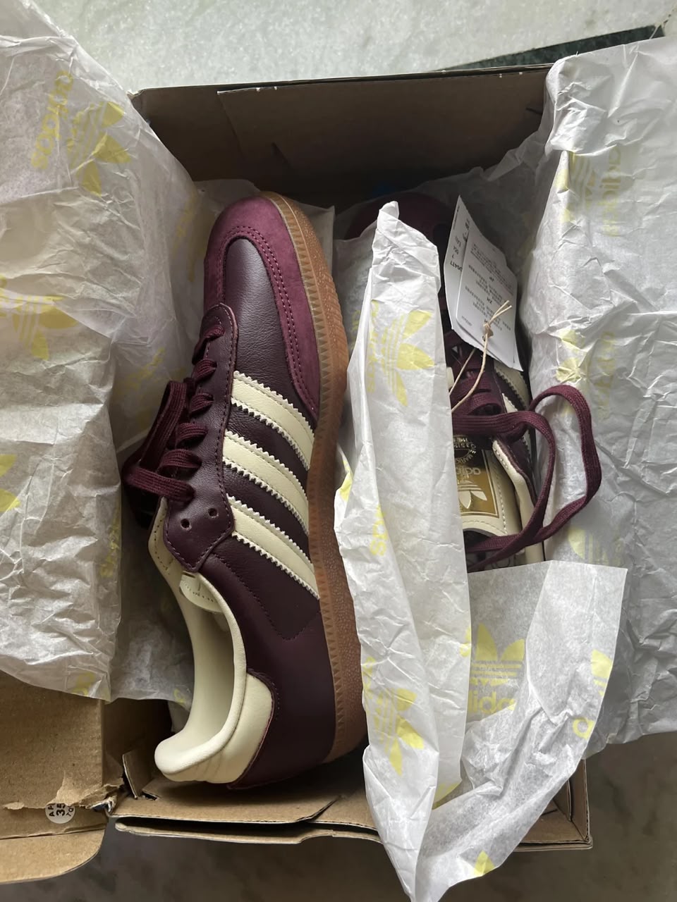 Chaussure de fille sorti