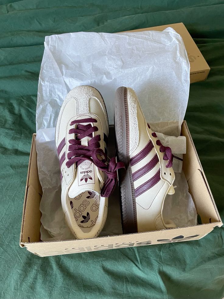 Chaussure de fille elegante et confortable