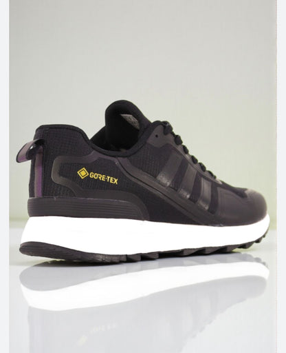 : "Adidas Gore-Tex Originals : Le 'Classique' du Flow à Dakar ! 🇸🇳👟"