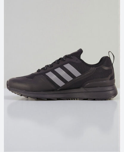: "Adidas Gore-Tex Originals : Le 'Classique' du Flow à Dakar ! 🇸🇳👟"