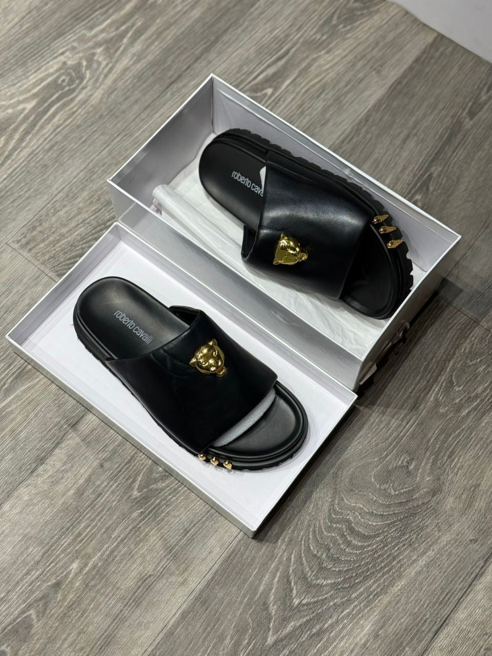 Titre du Produit : Sandale "Dakar Prestige" – Cuir & Confort Absolu