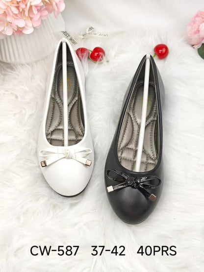 : Ballerines "Classe & Discrétion" – L'indispensable de la Sénégalaise moderne.