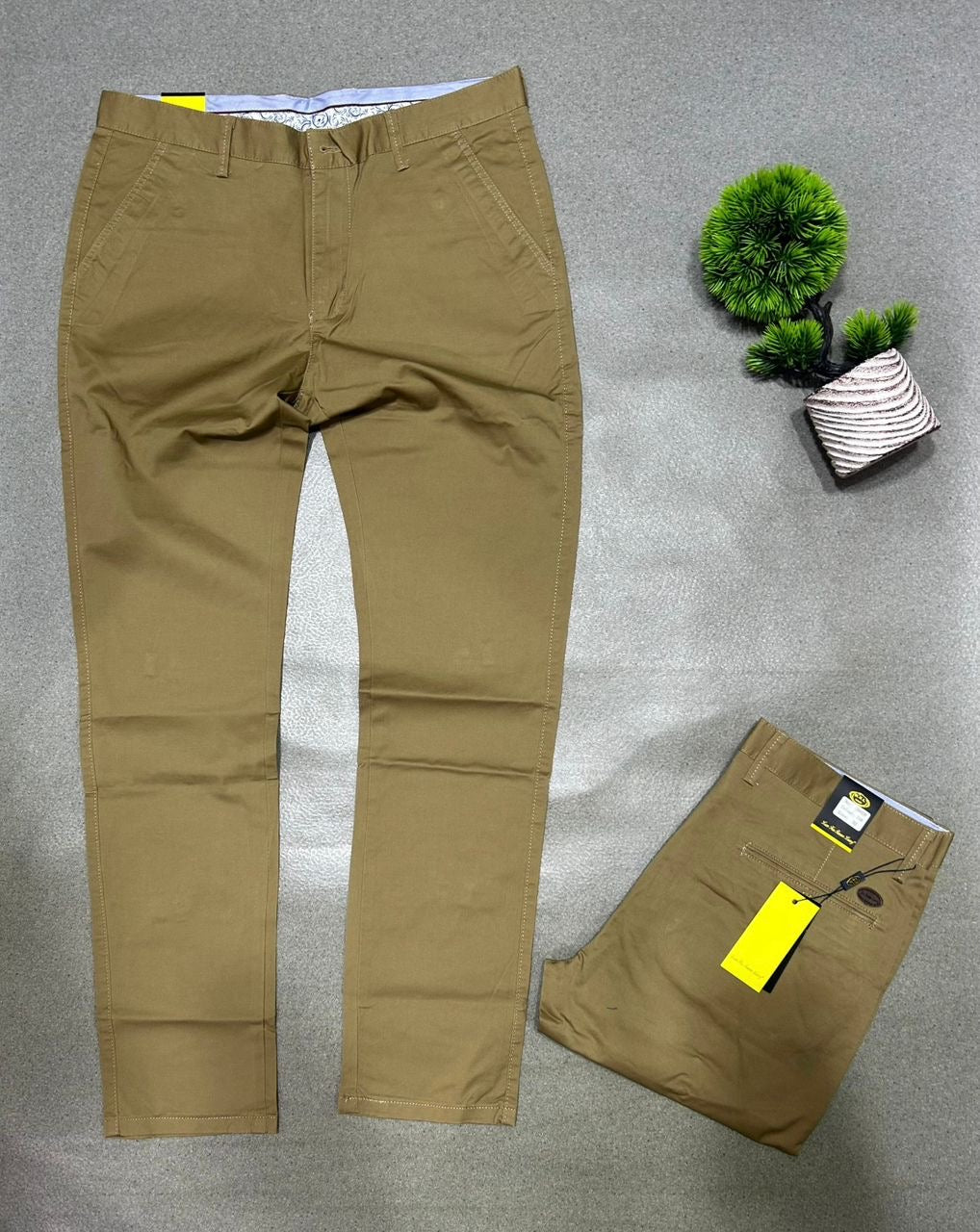 Titre : Pantalon Chino Homme - Coupe Slim -