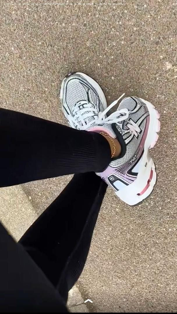 New Balance 740 "Archival Series" – L'Esthétique Running des Années 2000