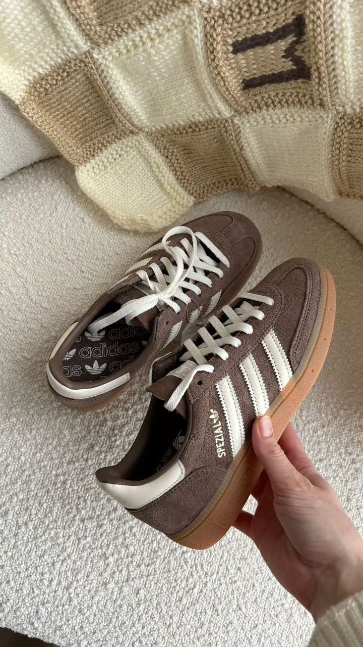 : Adidas Spezial "Chocolat" – Disponible en stock pour un look 100% stylé à Dakar.