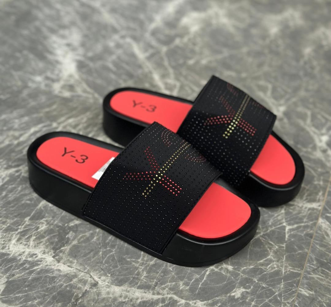 : Claquettes Plateformes Y-3 à Strass – Collection Multicolore