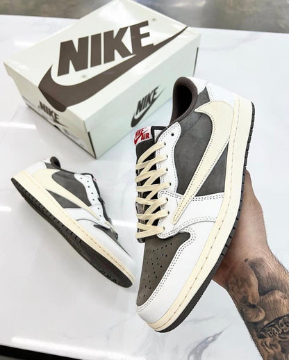 Jordan 1 Low OG x Travis Scott - Reverse Mocha