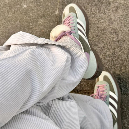 Style & Prestige : Adidas Spezial : L'élégance rétro en daim premium.