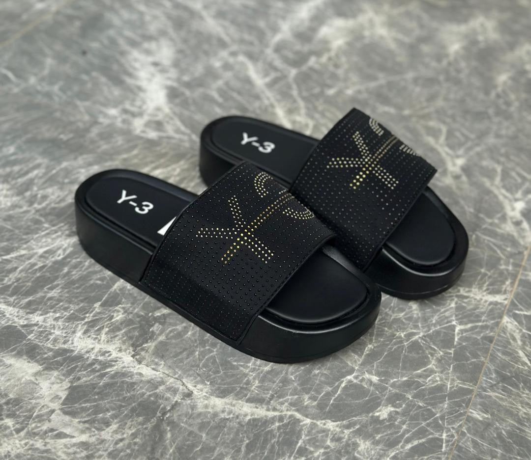 : Claquettes Plateformes Y-3 à Strass – Collection Multicolore