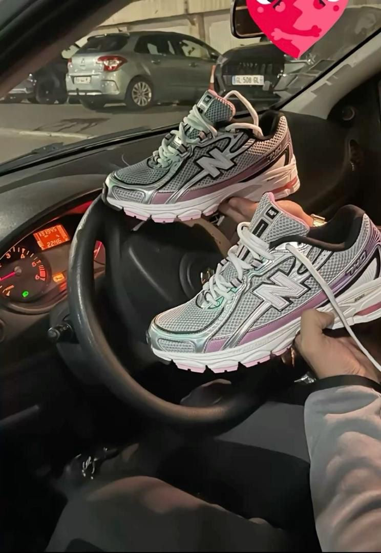 New Balance 740 "Archival Series" – L'Esthétique Running des Années 2000