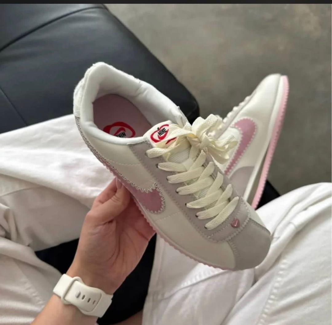 Nike Cortez Fille – Sneakers Stylées, Confortables et Tendance 💖