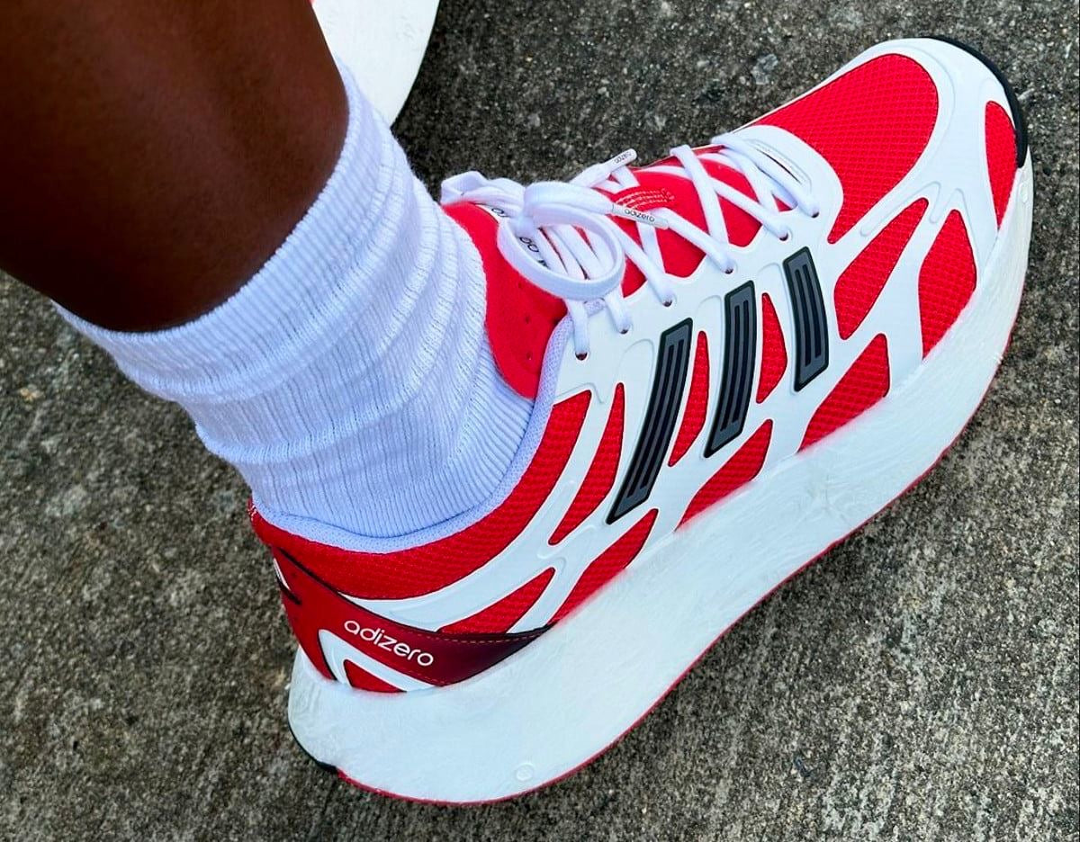 Adidas Adizero Aruku – Solar Red & White (Édition 2024)