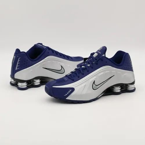 Nike Shox R4 – Metallic Silver & Grey (Édition Limitée)