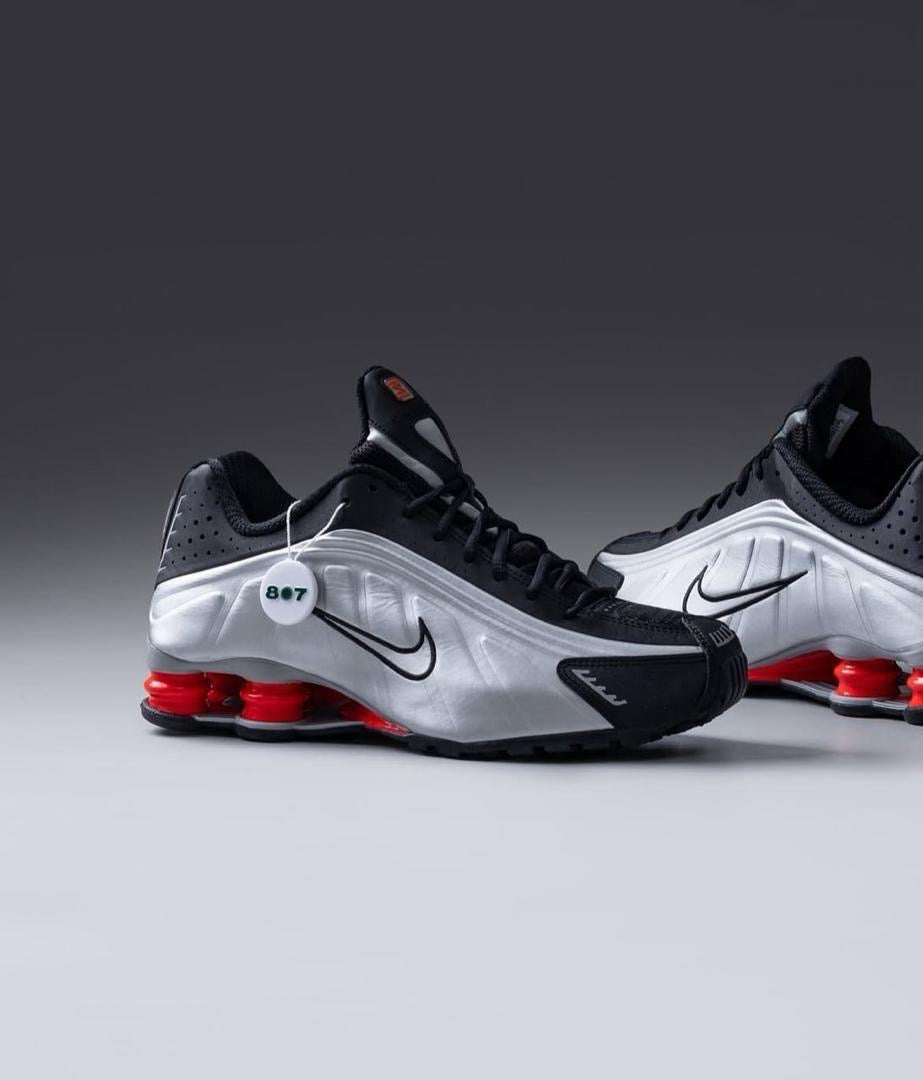 Nike Shox : L'Icône du Futurisme et de l'Amorti Mécanique