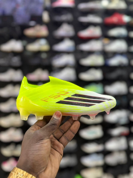 Crampons de Football Haute Performance