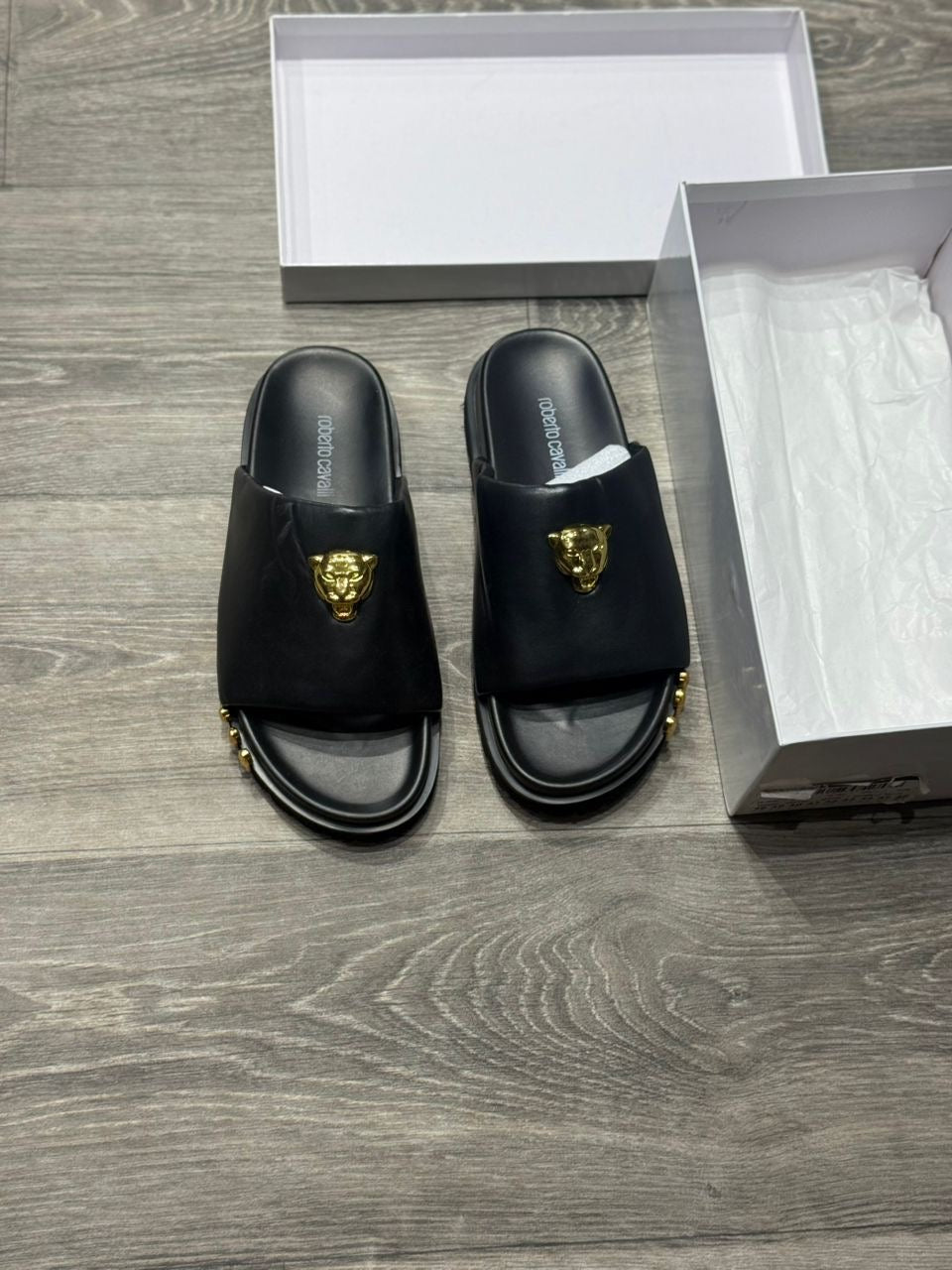 Titre du Produit : Sandale "Dakar Prestige" – Cuir & Confort Absolu