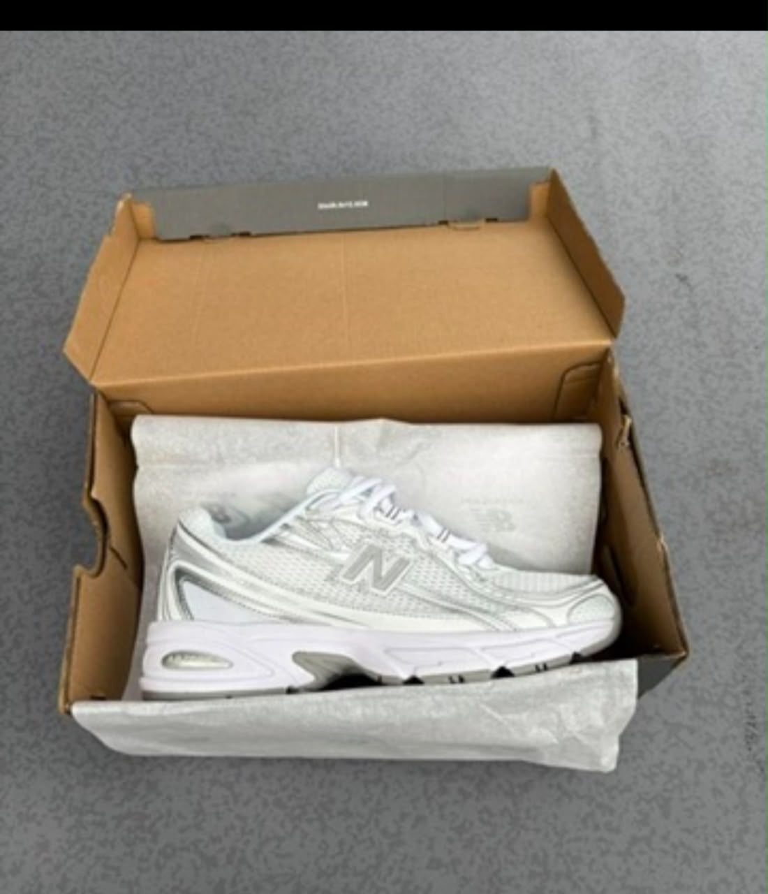 Chaussures Sneakers Homme – Tendance 2026