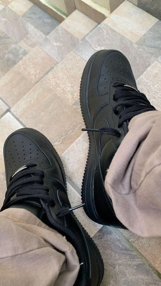 * Le Style Commence par Vos Sneakers