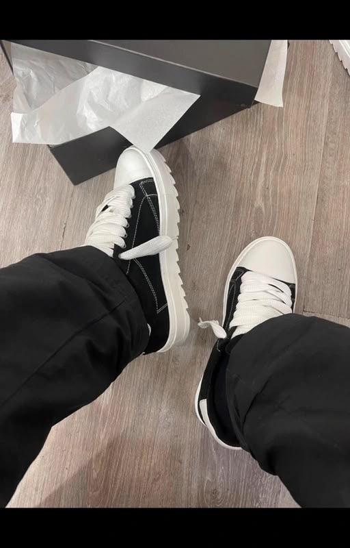 Chaussures Sneakers Homme – Tendance 2026