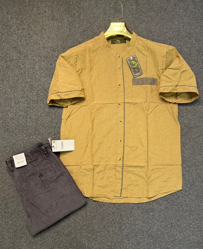 L'Élégance Sahélienne : Tunique Col Officier & Pantalon Chino
