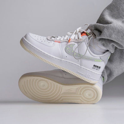 Nike Air Force 1 Low ’07 LV8 "Just Stitch" – L'Élégance Signature pour les Vrais Connaisseurs