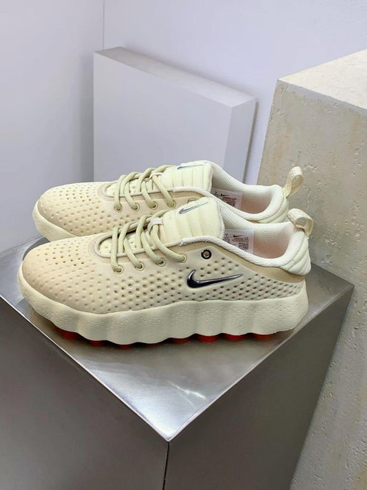 .	Sneakers pour Sortie, Travail et Téranga Style