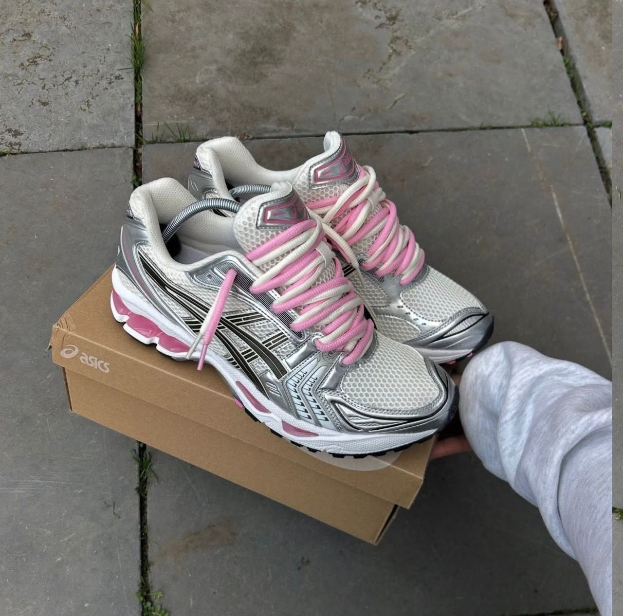 ´:
🇸🇳 ASICS Gel-Kayano 14 "Sweet Pink" – Spécial Dakar