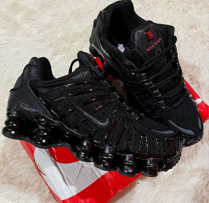 Nike shox full black