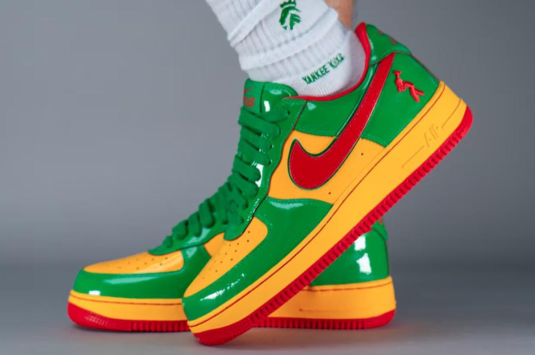 NIKE AIR FORCE