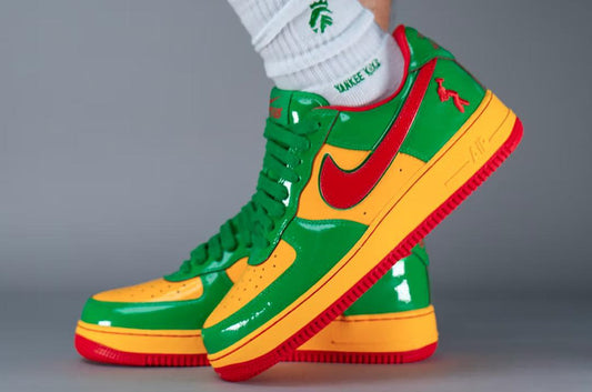 NIKE AIR FORCE