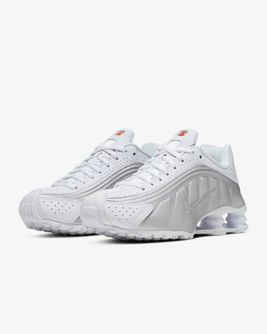 NIKE SHOX
