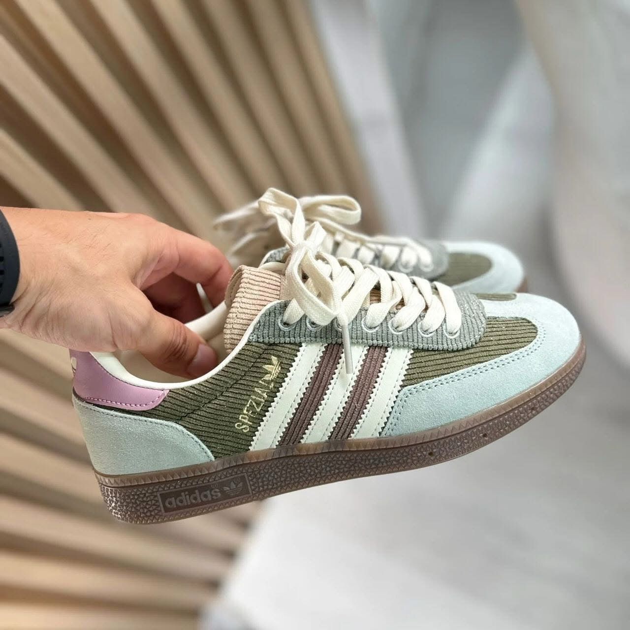 ADIDAS SPEZIAL