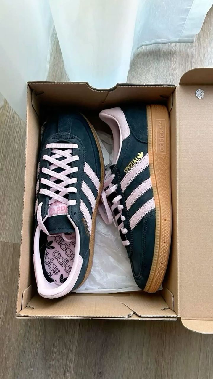 ADIDAS SPEZIAL