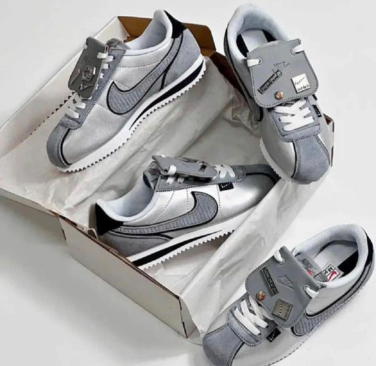 NIKE CORTEGE