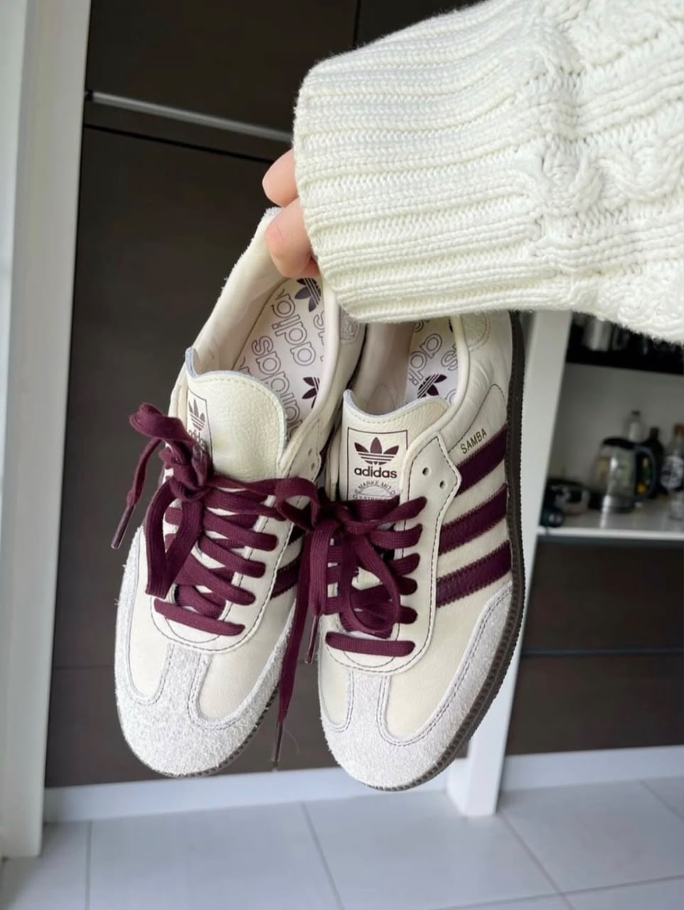 Chaussure de fille elegante et confortable