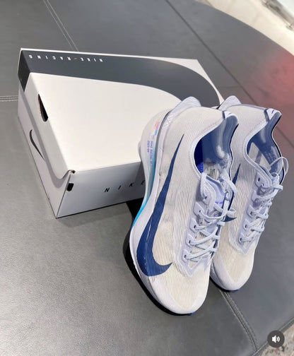 Sneaker homme designe moderne