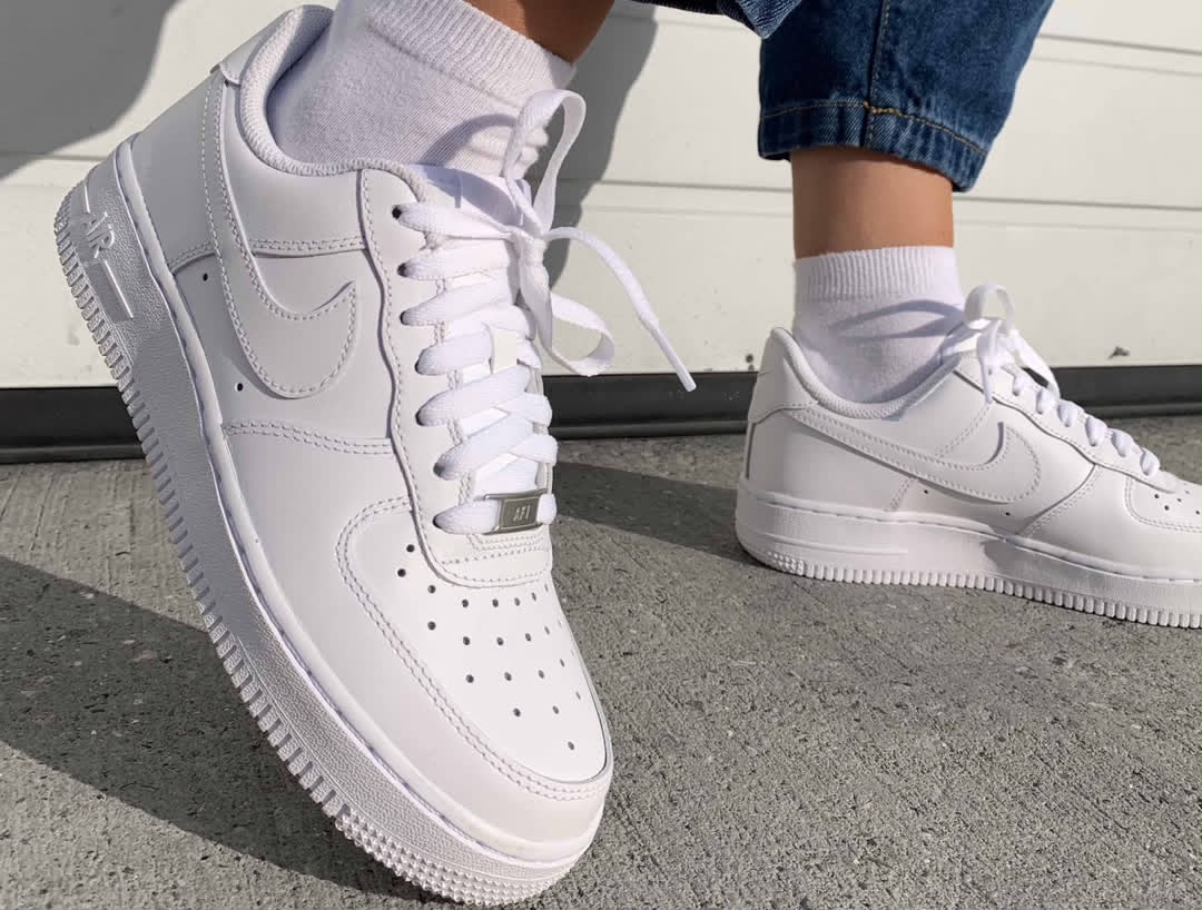 Chaussure de fille_ look moderne
